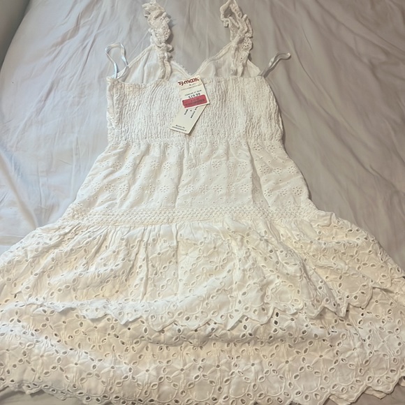 NWT Sim & Sam White Mini Dress - Picture 4 of 5